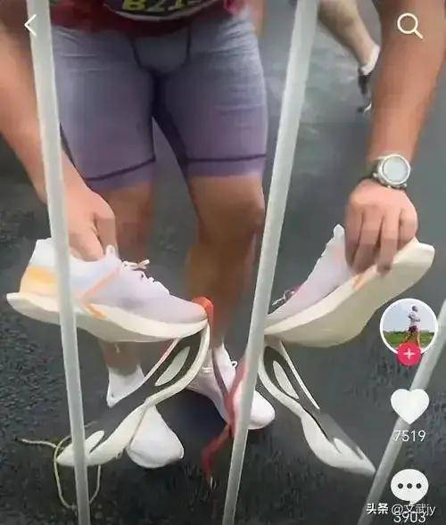 鞋底脱落特步该如何应对？特步回复掉分新利体育登录赤脚完赛！马拉松女跑者(图11)