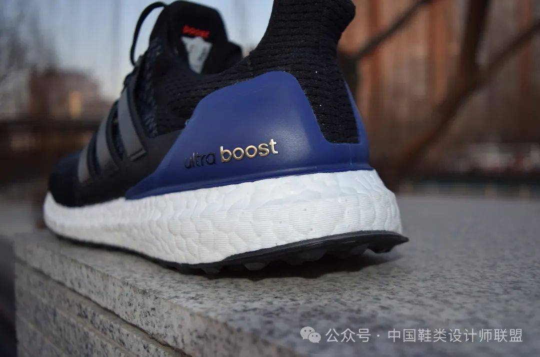 市场的质量与科技竞争新利体育网站登录跑鞋(图3)