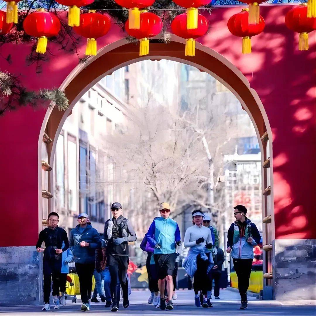 市场的质量与科技竞争新利体育网站登录跑鞋(图13)