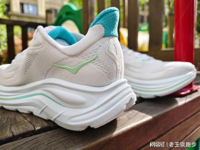 10：恰到好处的卓越跑鞋HOKA CLIFTON(图7)