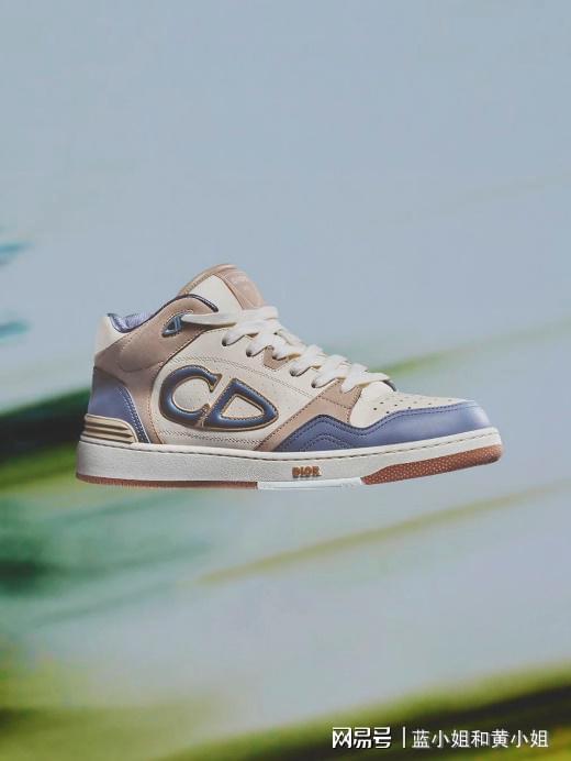 细腻皮革工艺与运动风格的融合DIOR B57运动鞋 品牌(图3)